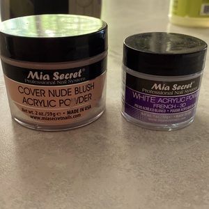 Mia secret acrylic nail powder plus 2 sets of acrylic nail tips